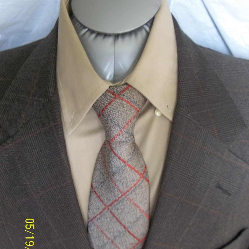 Caribe45- Burberrys 2Btn Brown Check Suit